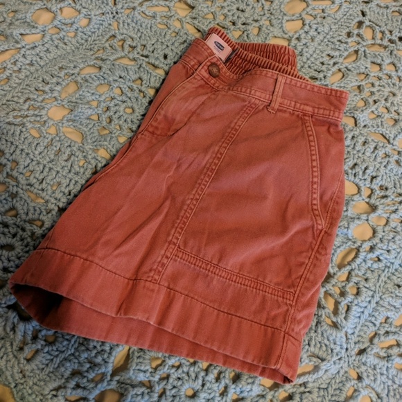 Old Navy Pants - Linen, soft boyfriend shorts Old Navy Pants - Linen, soft boyfriend shorts